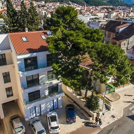 Apartments By The Sea Makarska - 19145 Dış mekan fotoğraf